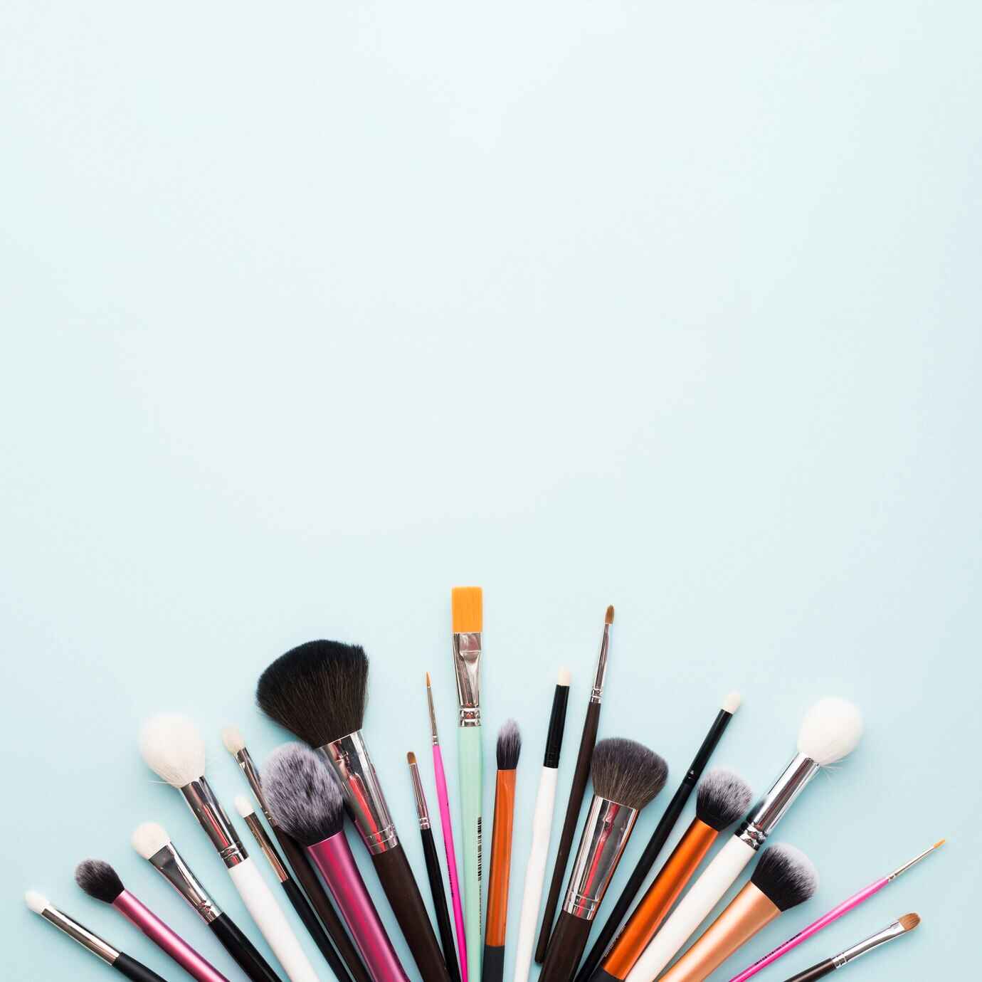 Concealer, anticerne et correcteur : camoufler les imperfections et unifier le teint